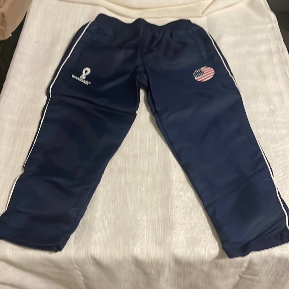 Youth M 5/6 FIFA World Cup 2022. USA Joggers- NWT